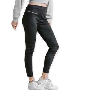 Umgee black moto pants size L